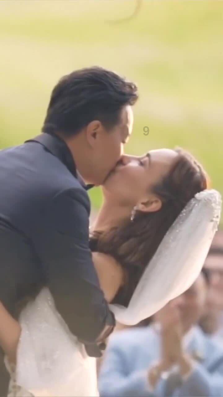 时尚芭比做美甲