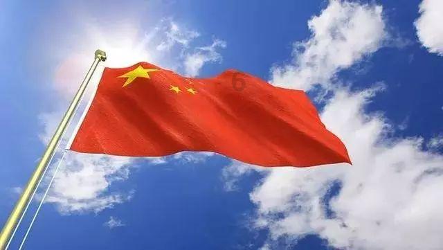 未来12小时内可能出现道路结冰！雪景虽美，也要注意安全
