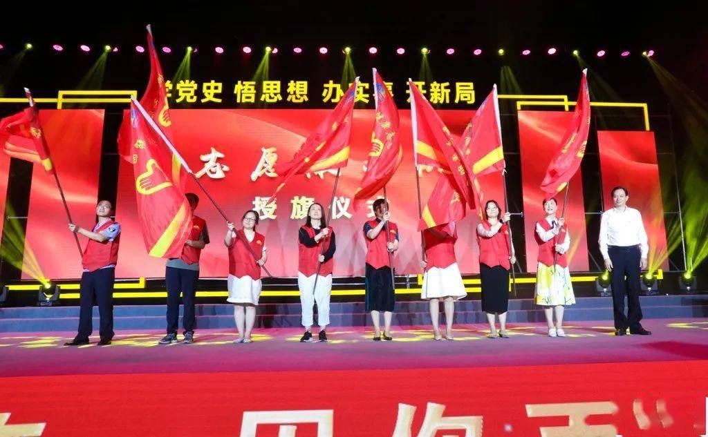 小猫钓鱼游戏龙王版有船