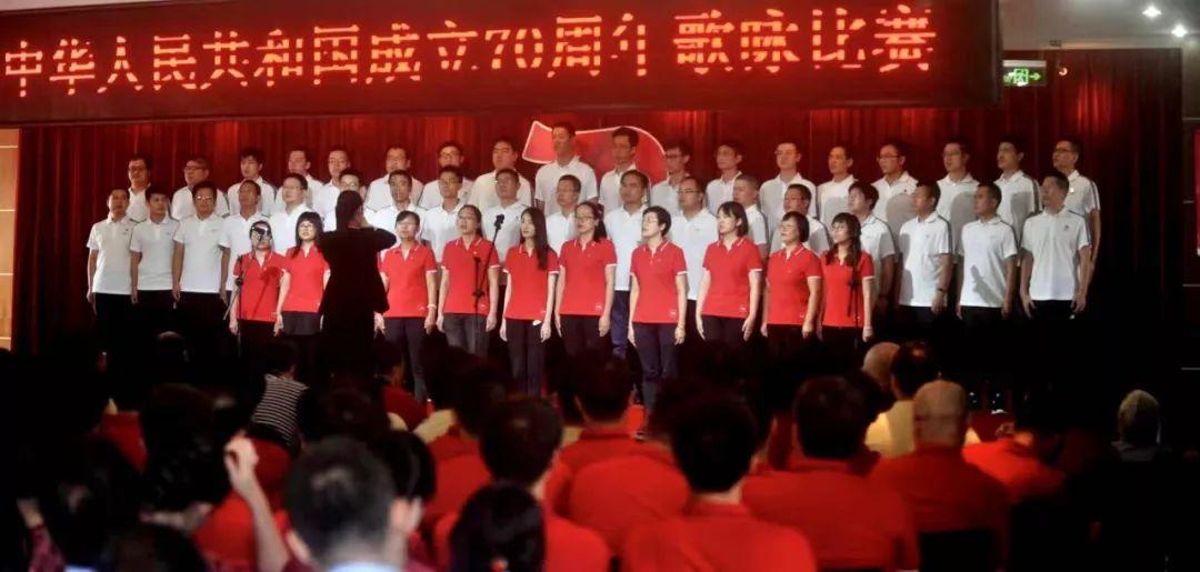卡通汽车拼拼看