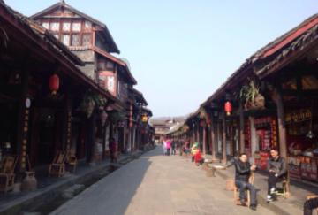 如果可以穿越过去，你想回到什么年纪的你？游戏画面