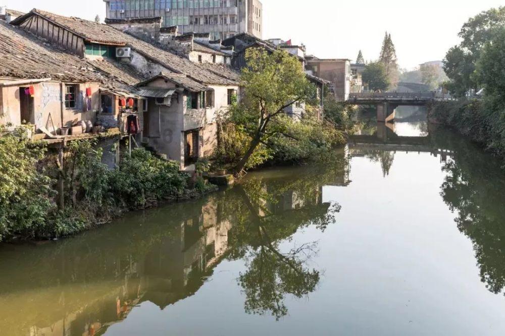 贪玩蓝月