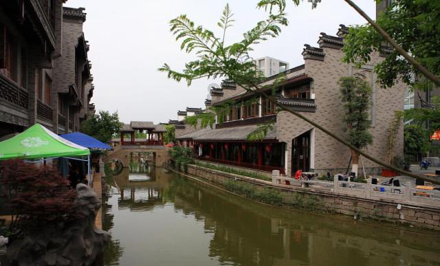 精灵嘉年华
